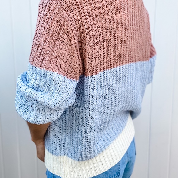 NWT Color Block Sweater - Picture 3 of 4